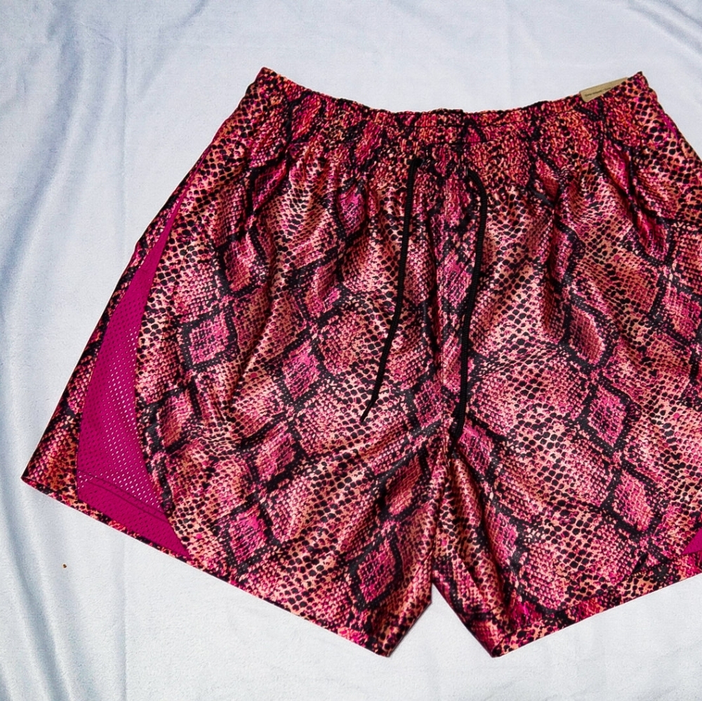 Nike Women's Dri-FIT Rebel Fly Basketball Shorts | Size: Large | Pink